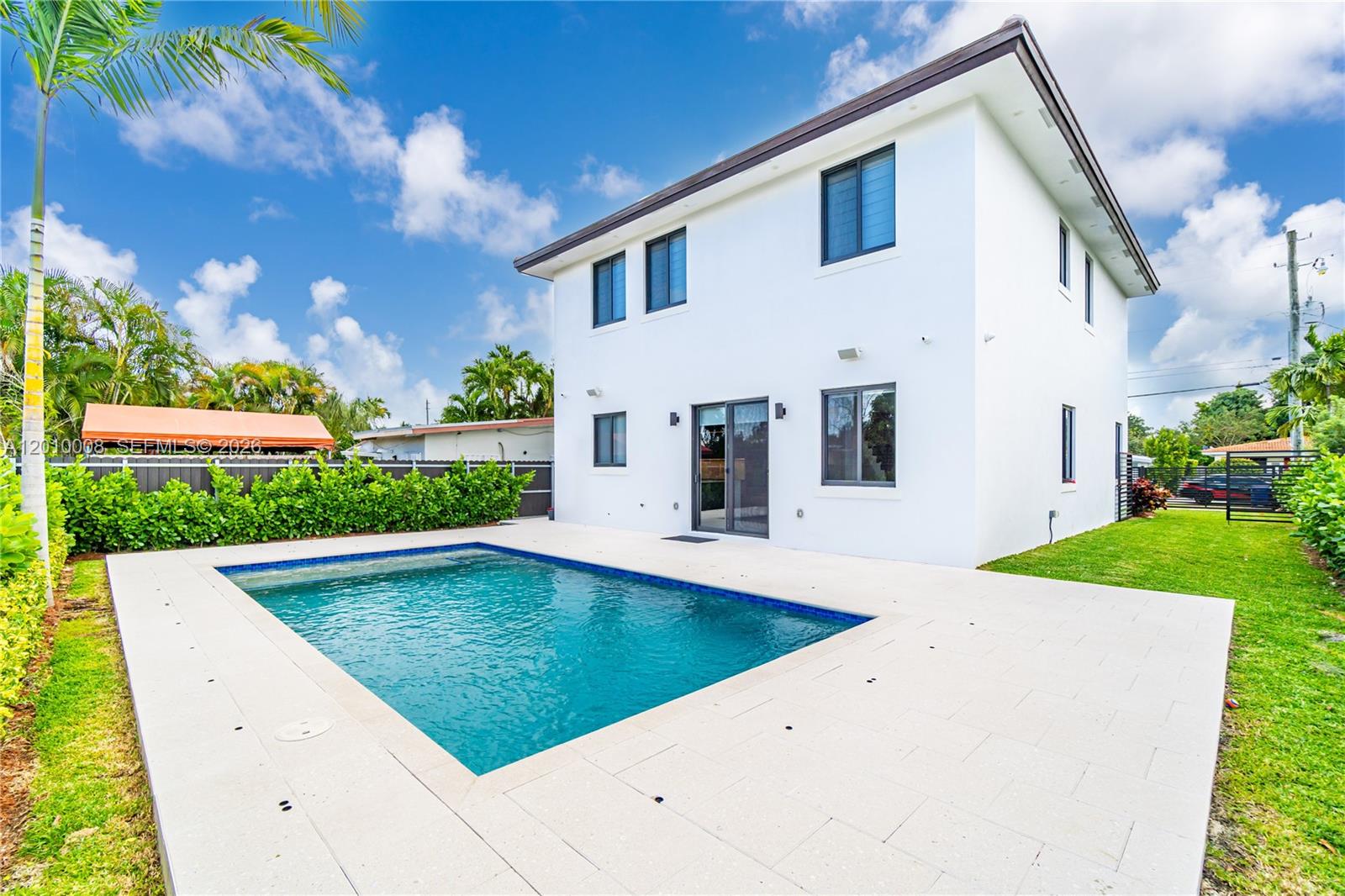 6535 SW 26th St Miami, FL 33155
