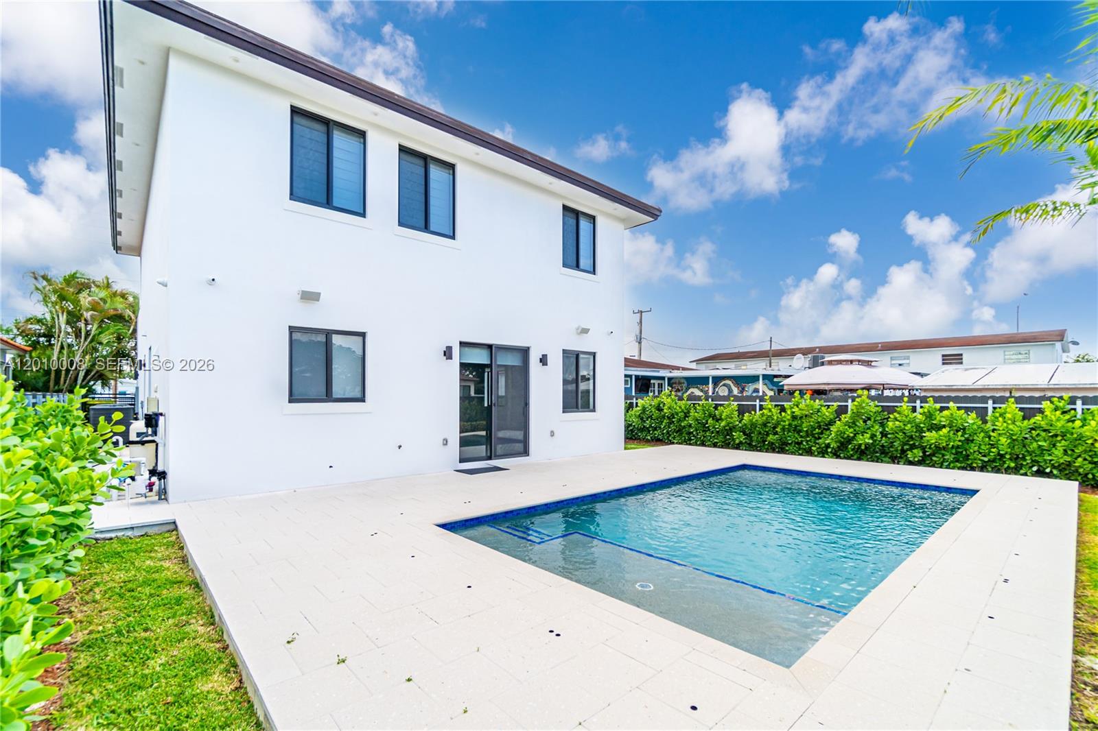 6535 SW 26th St Miami, FL 33155
