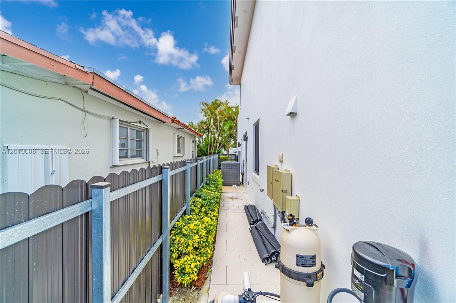 6535 SW 26th St Miami, FL 33155