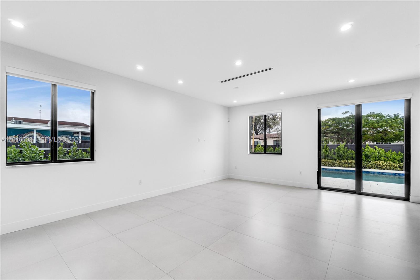 6535 SW 26th St Miami, FL 33155