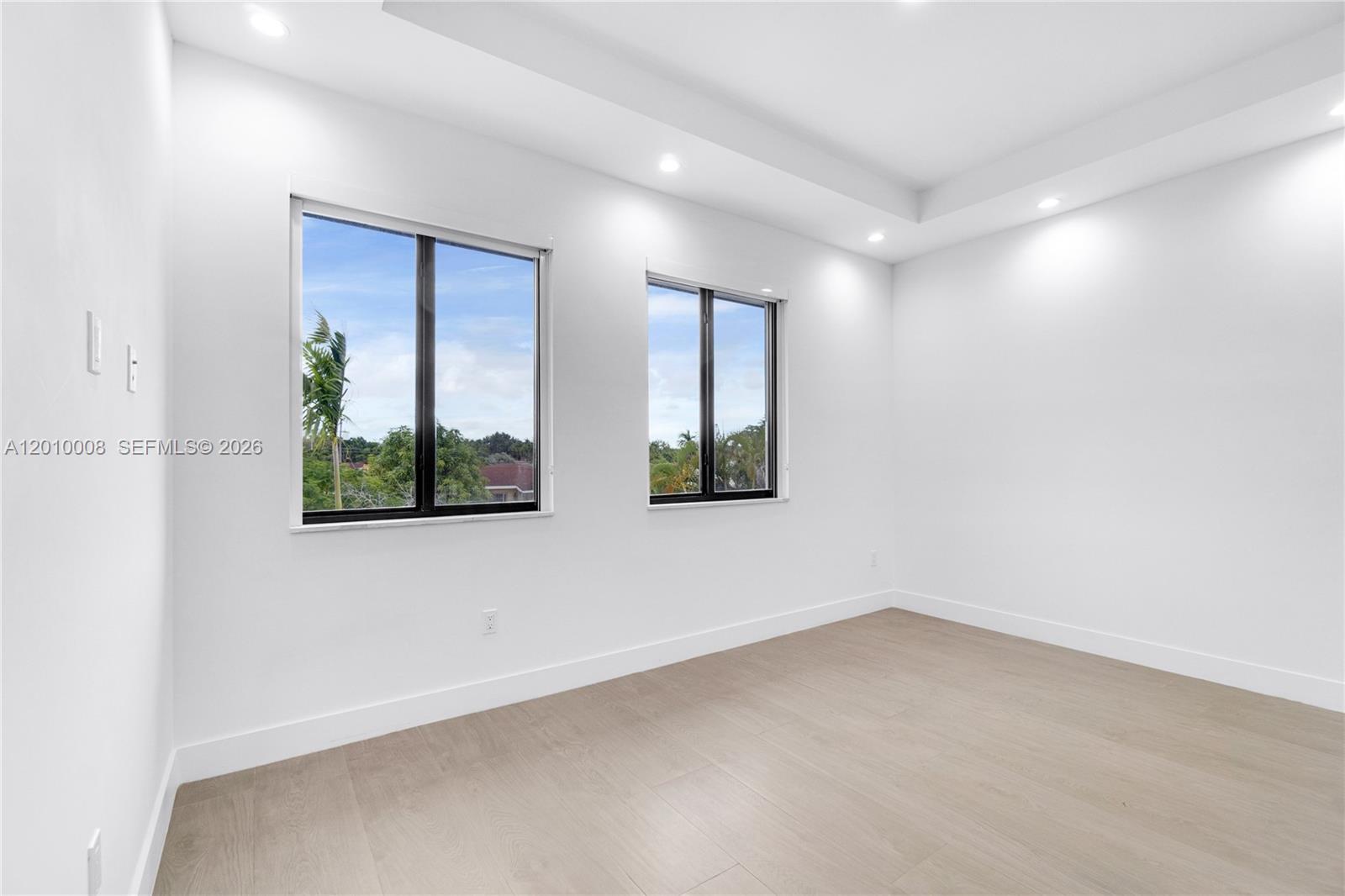 6535 SW 26th St Miami, FL 33155