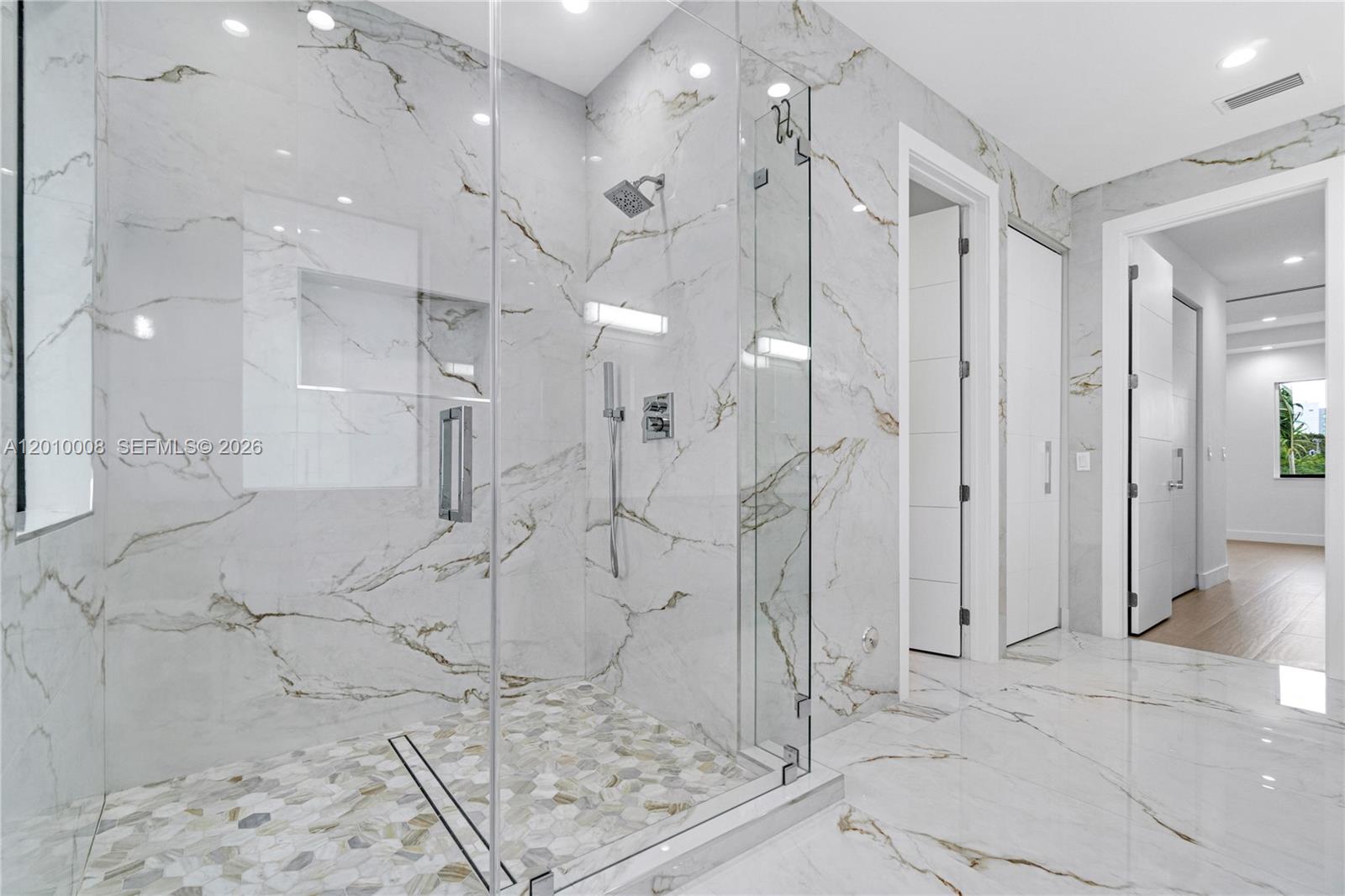 6535 SW 26th St Miami, FL 33155