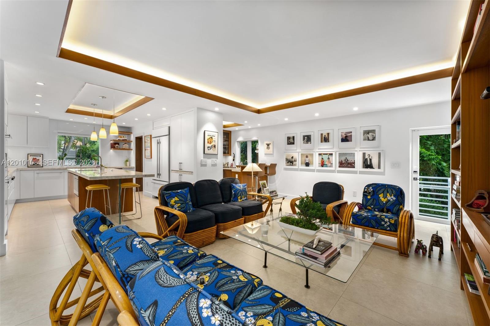 690 Warren Ln Key Biscayne, FL 33149