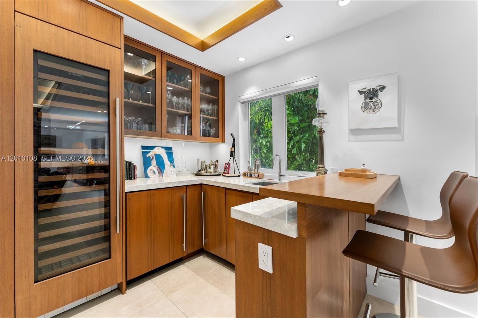 690 Warren Ln Key Biscayne, FL 33149