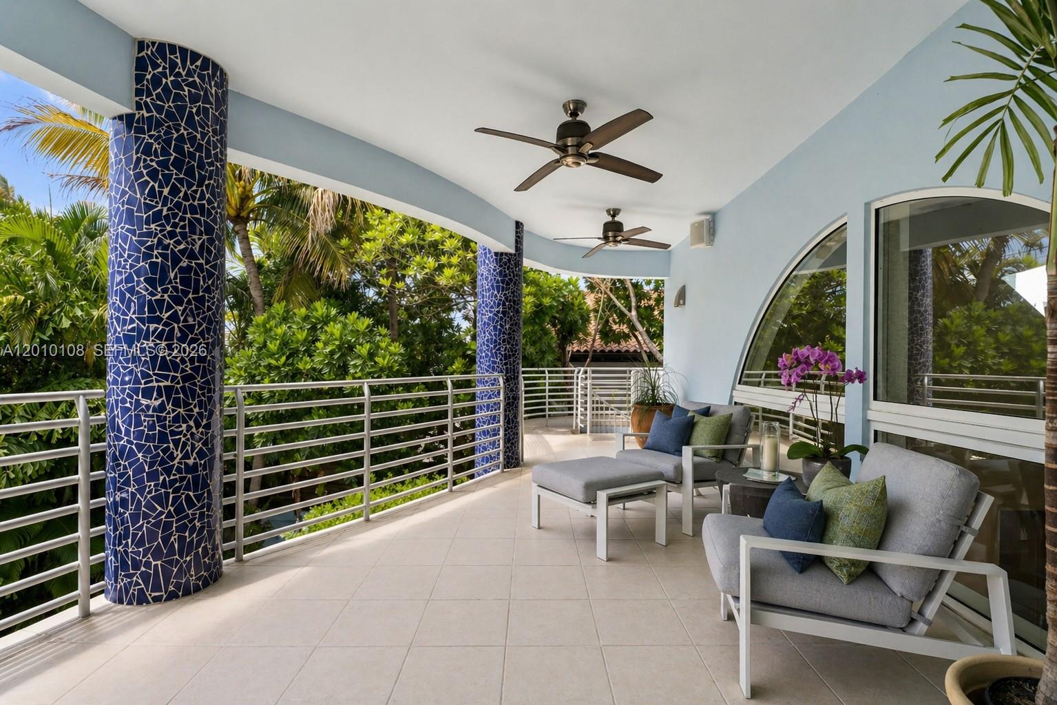 690 Warren Ln Key Biscayne, FL 33149