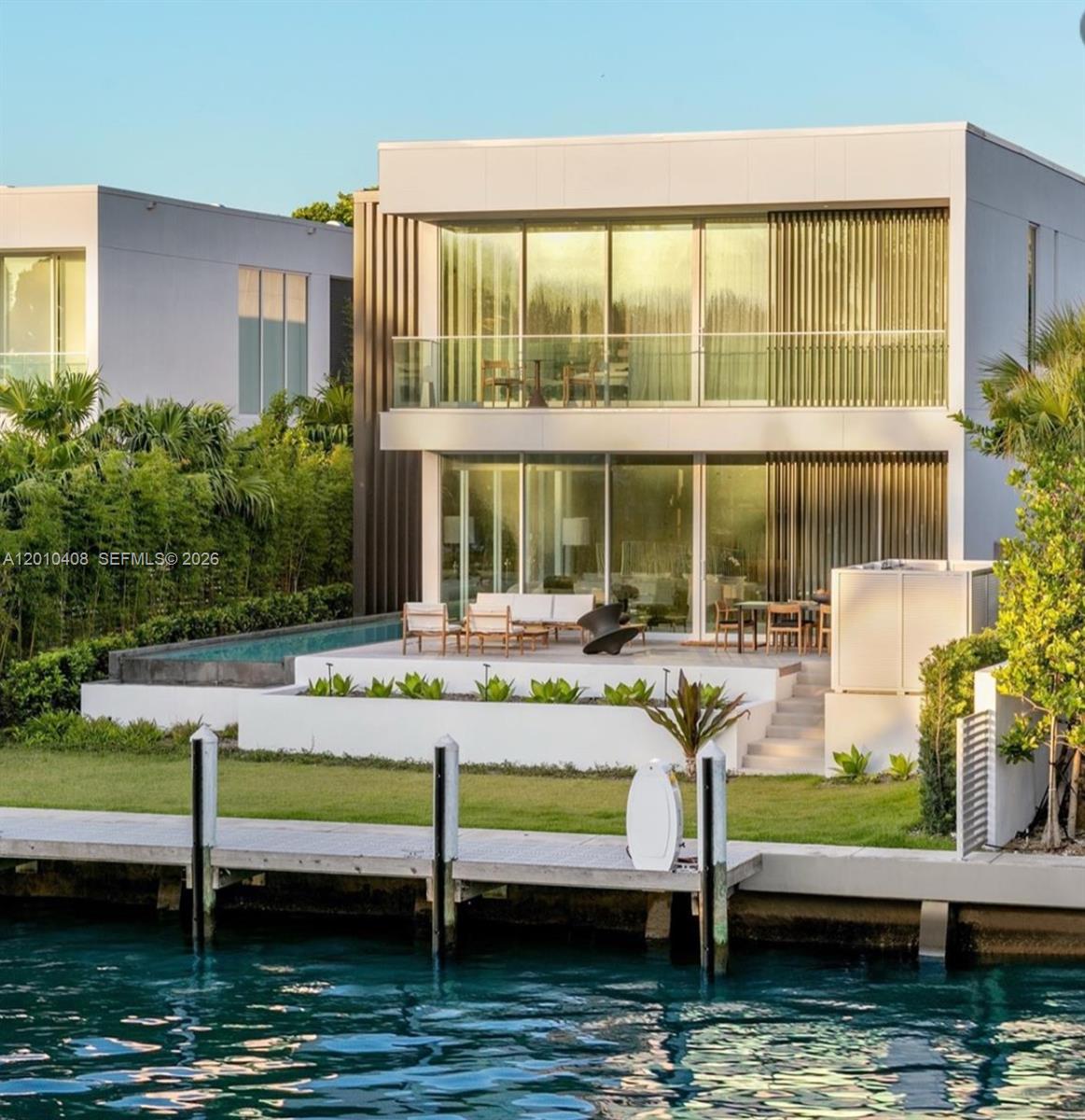 image Ritz-Carlton Residences Miami Beach0