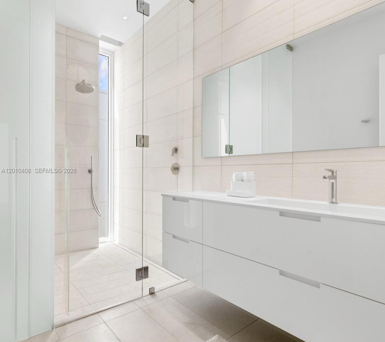 1081 W 48th St #N01 Miami Beach, FL 33140