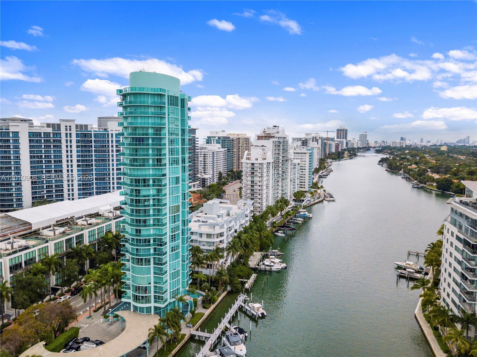 6000 Indian Crk Dr #PH25C-3 Miami Beach, FL 33140
