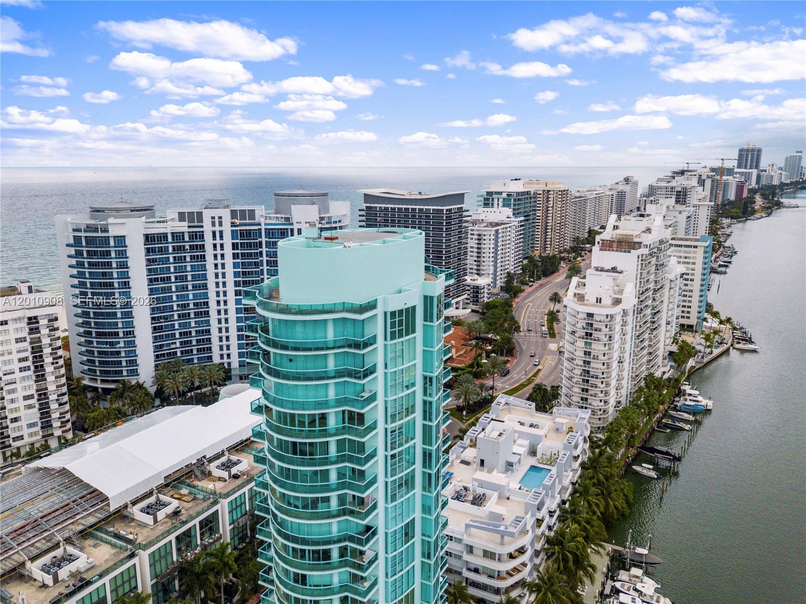 6000 Indian Crk Dr #PH25C-3 Miami Beach, FL 33140