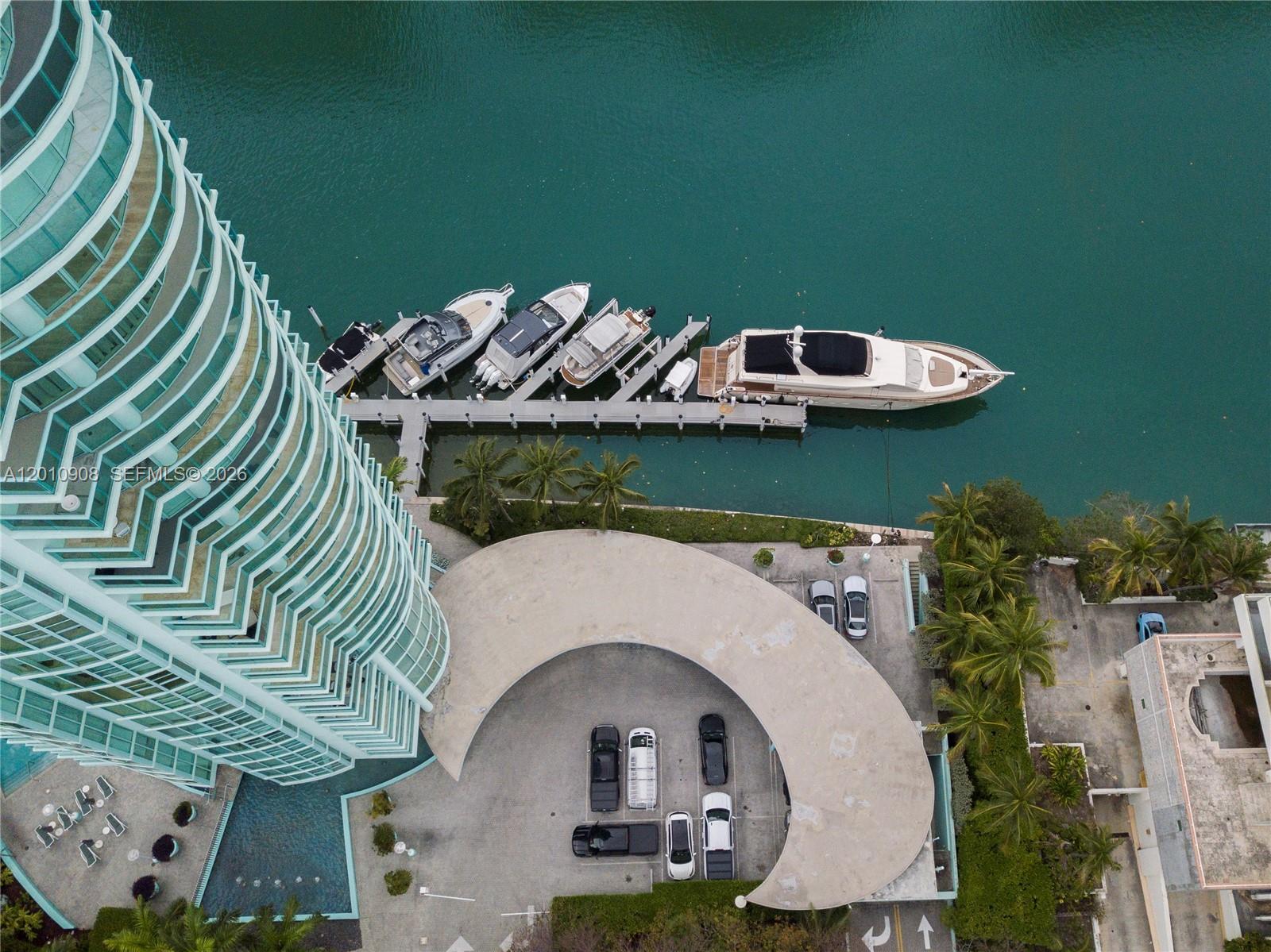 6000 Indian Crk Dr #PH25C-3 Miami Beach, FL 33140