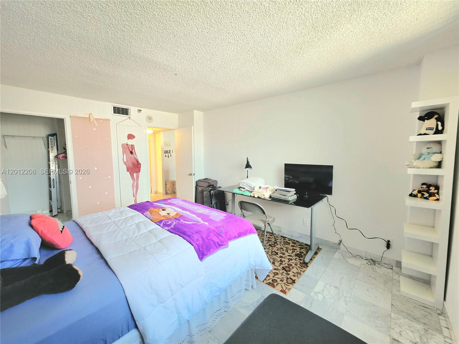 image Winston Towers 70026