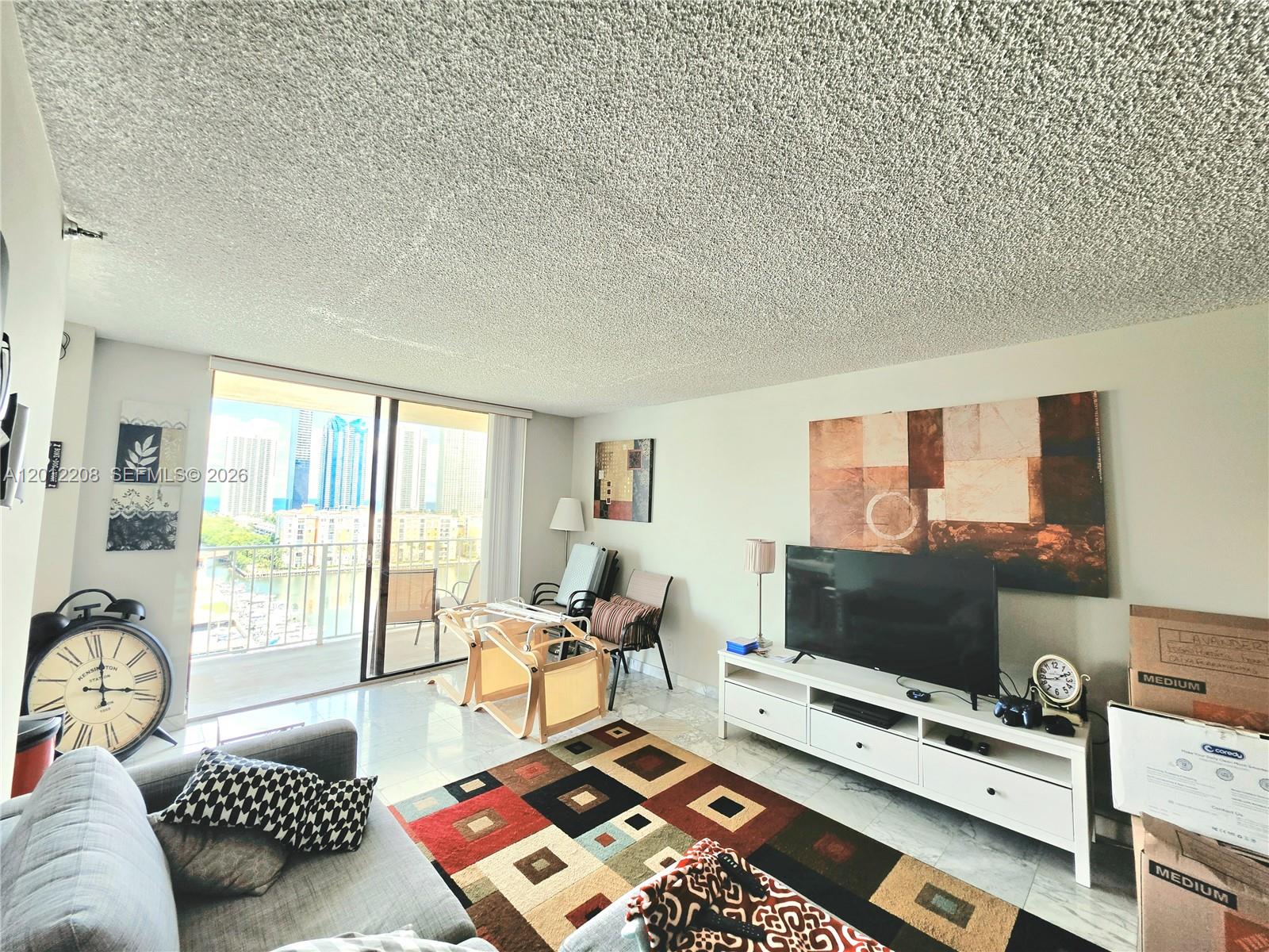 image Winston Towers 7005