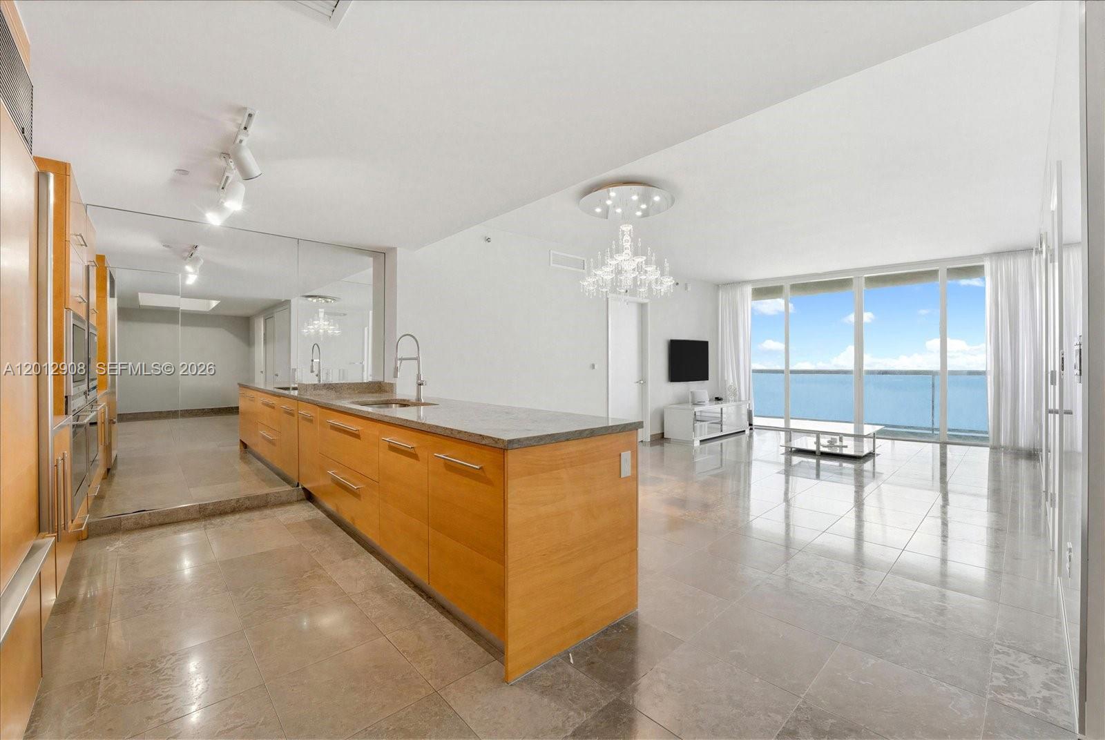 image Icon Brickell I0