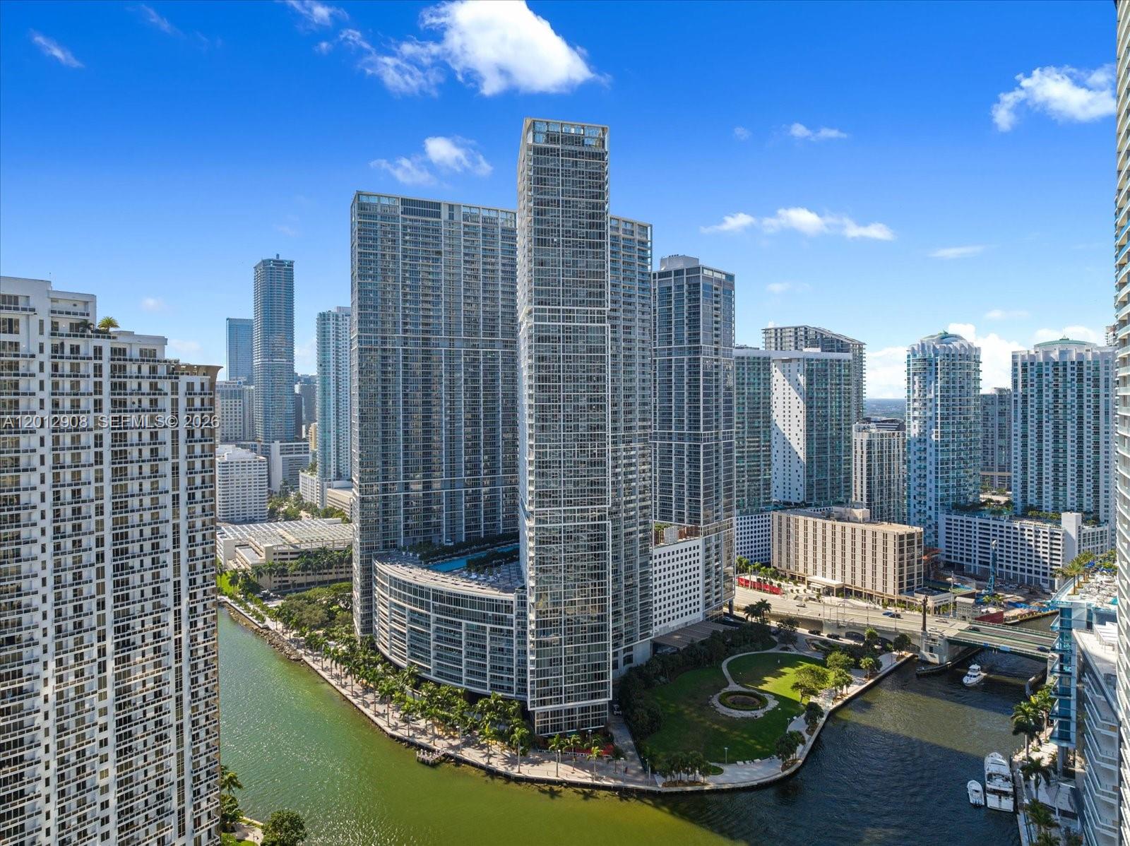 465 Brickell Ave #4805 Miami, FL 33131