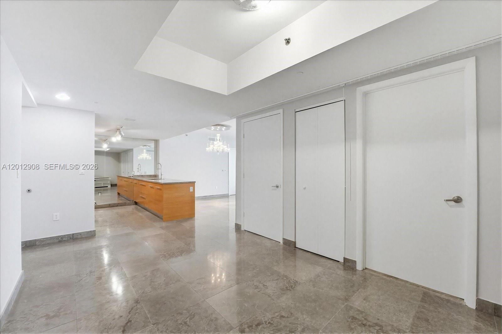 465 Brickell Ave #4805 Miami, FL 33131