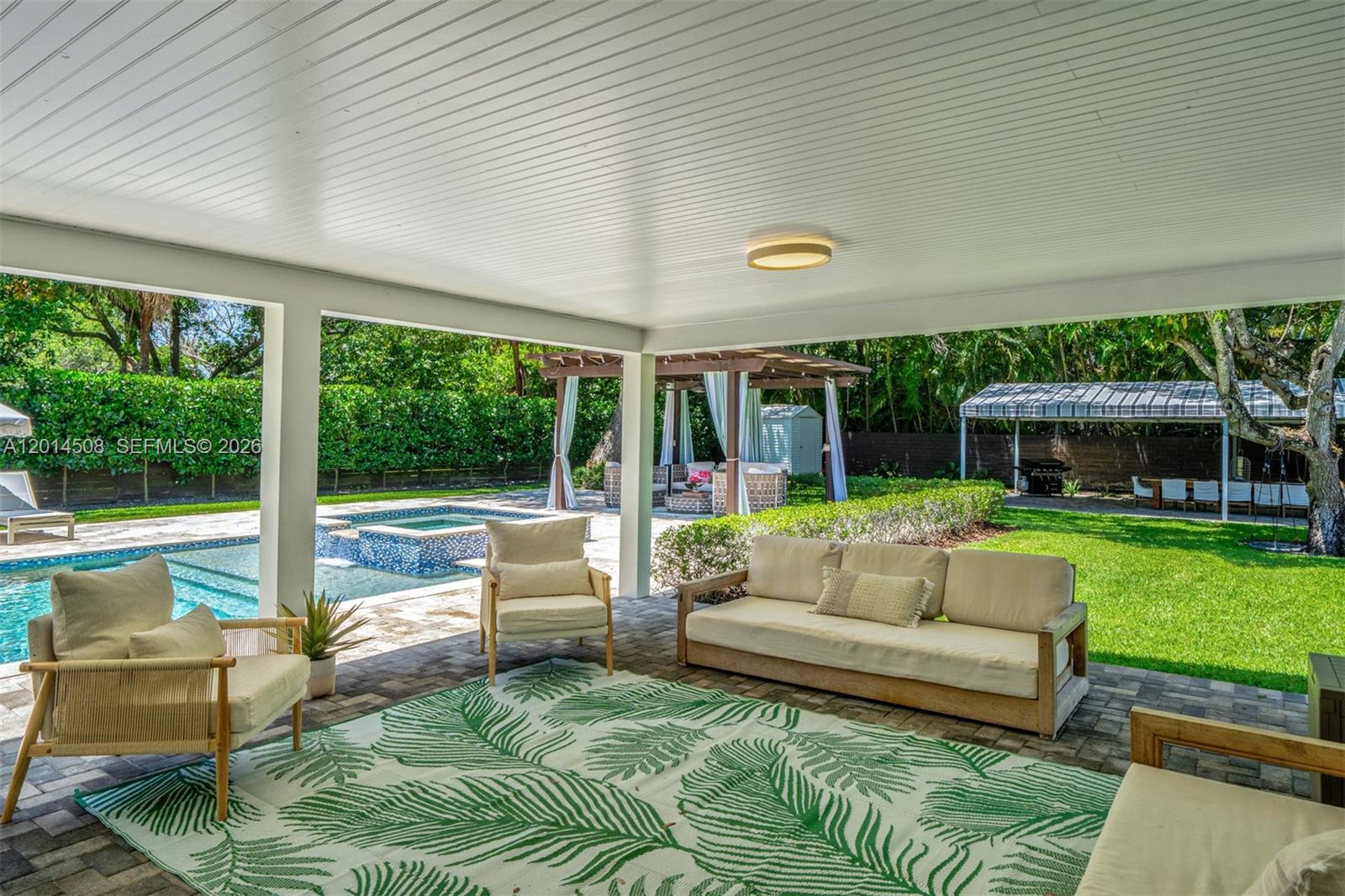 6450 SW 128th St Pinecrest, FL 33156