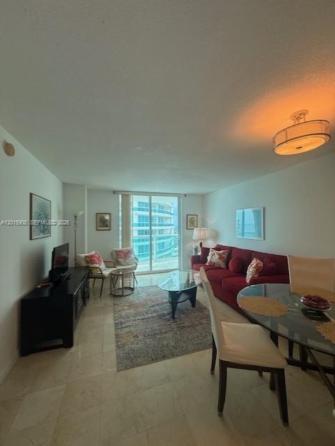 image Skyline on Brickell17