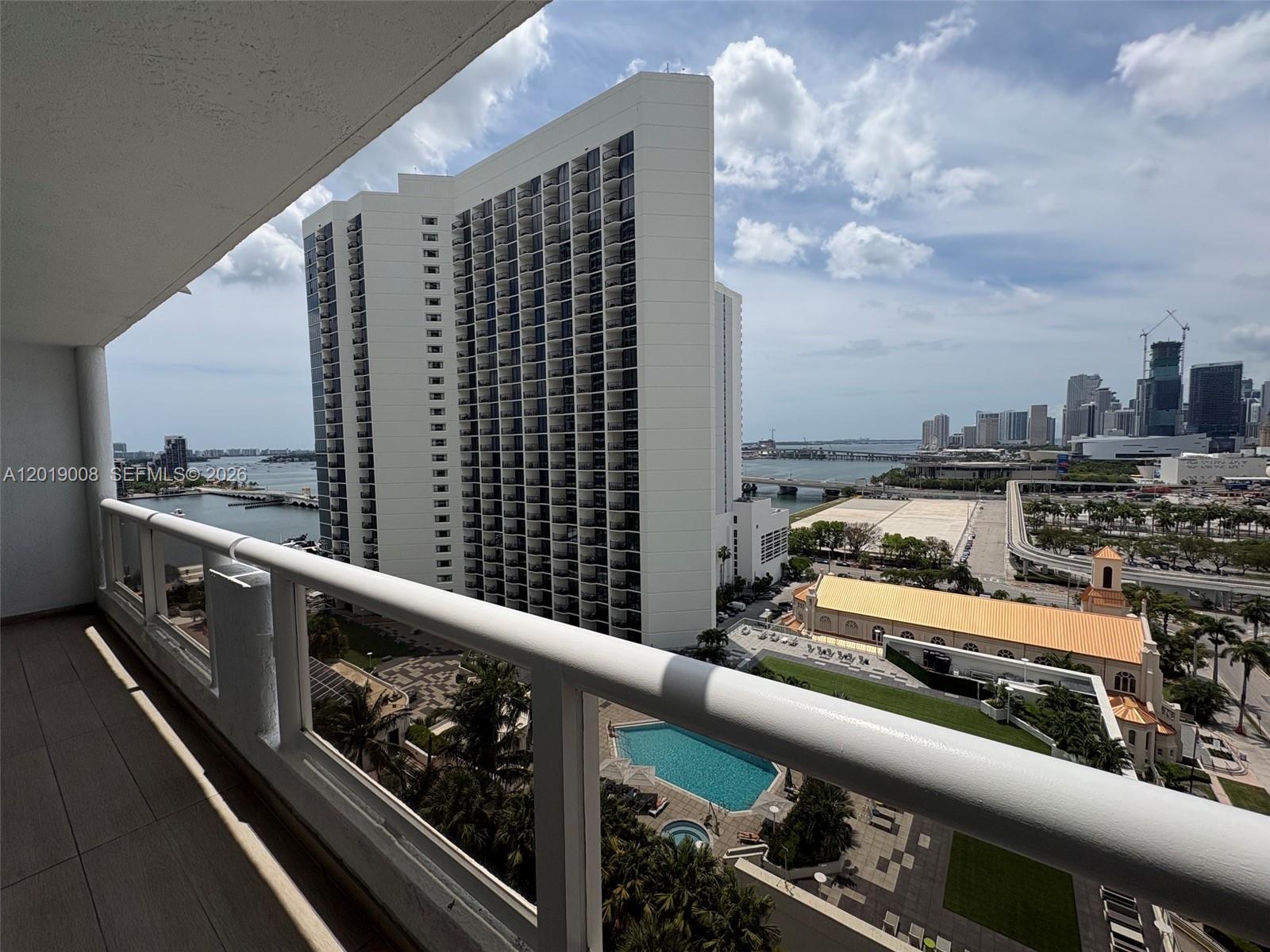 1717 N Bayshore Dr #A-2054