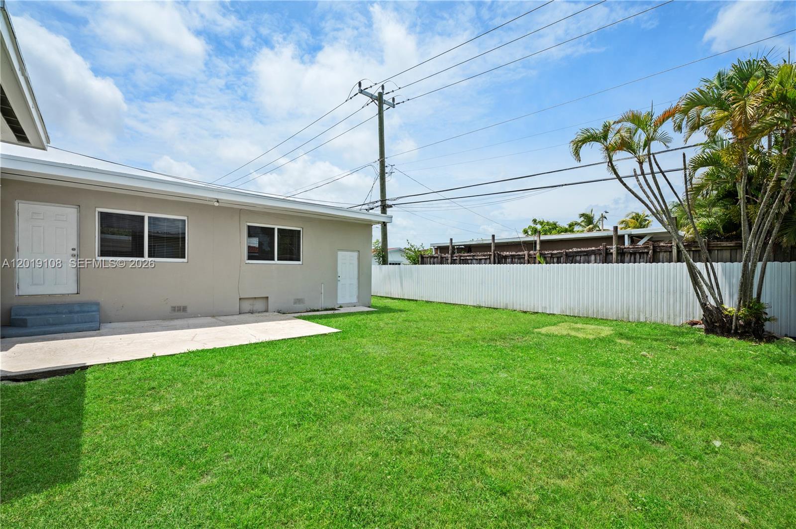 5181 SW 5th St Miami, FL 33134
