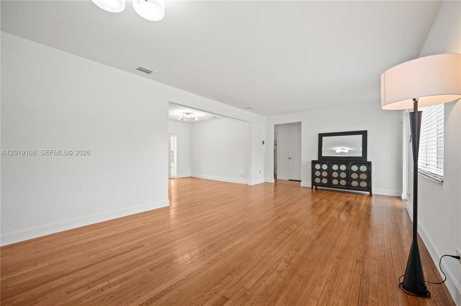 5181 SW 5th St Miami, FL 33134