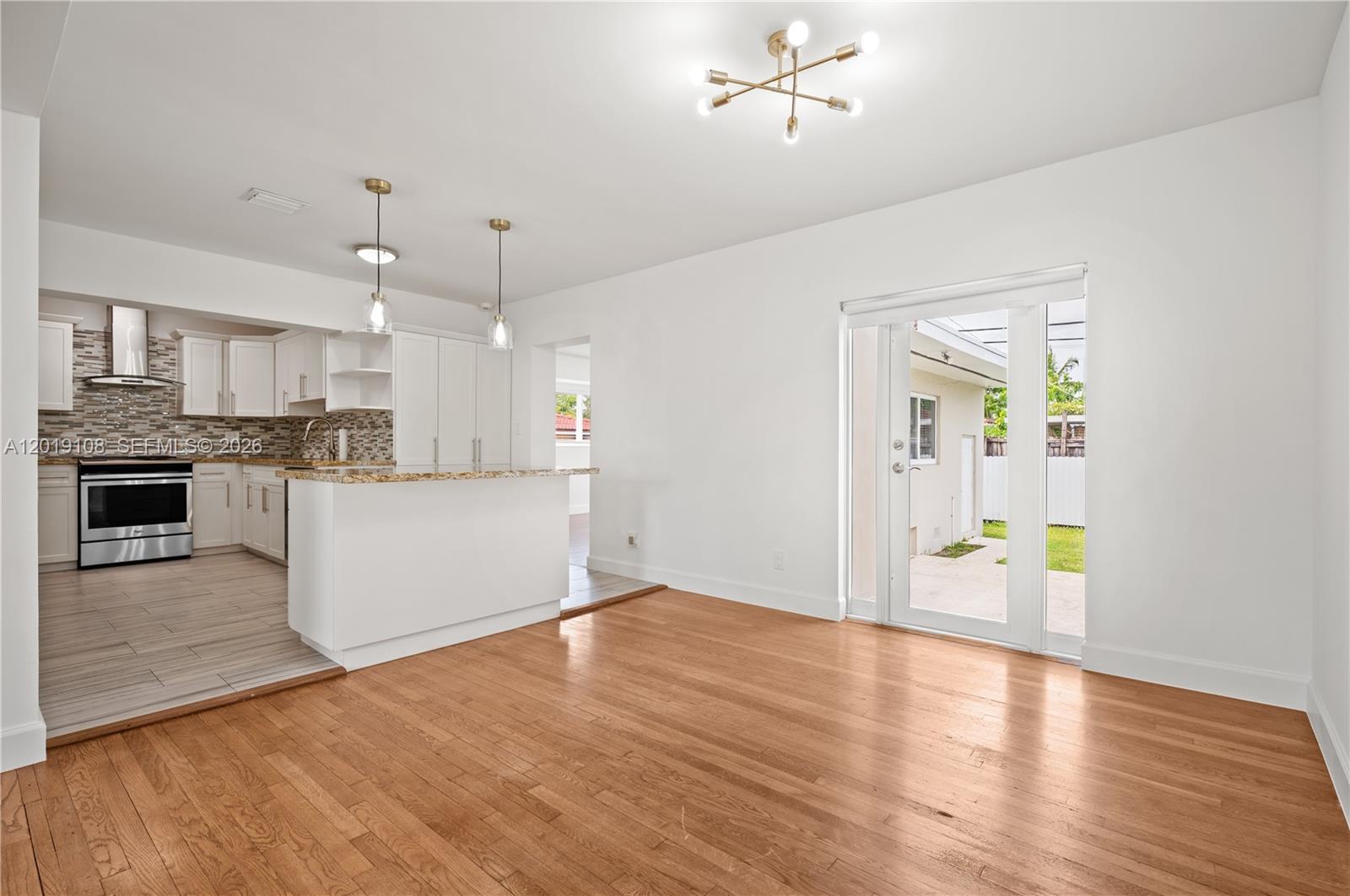 5181 SW 5th St Miami, FL 33134