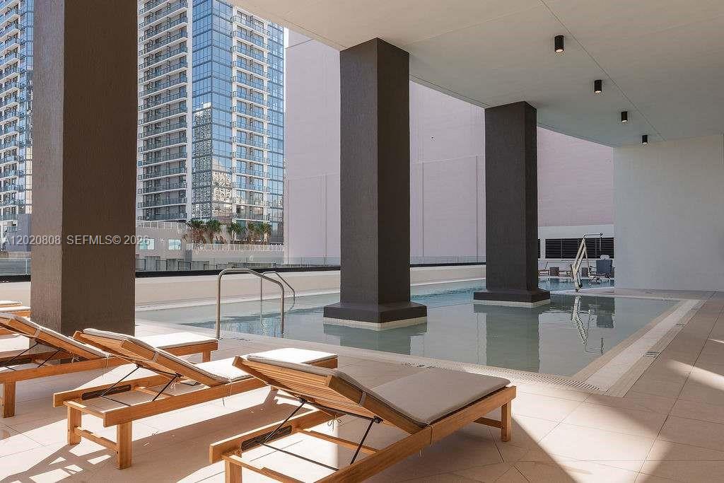 225 N Miami Ave #2810 Miami, FL 33128