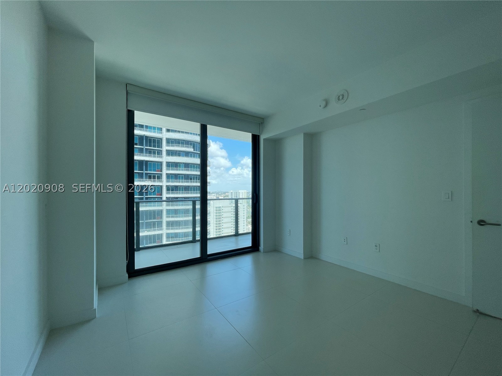 image Dua Miami (SLS Brickell)12