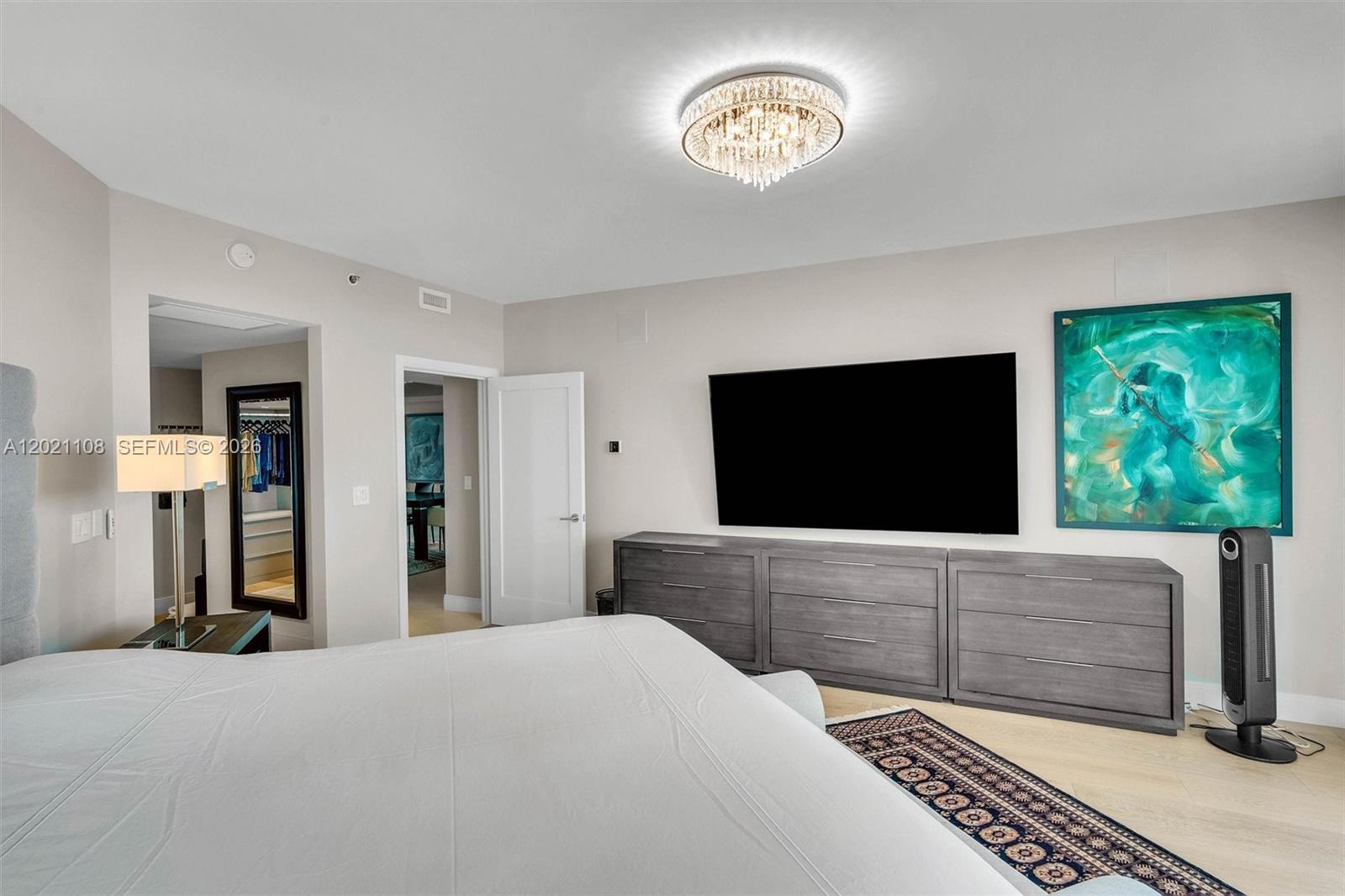 1643 Brickell Ave #1602 Miami, FL 33129
