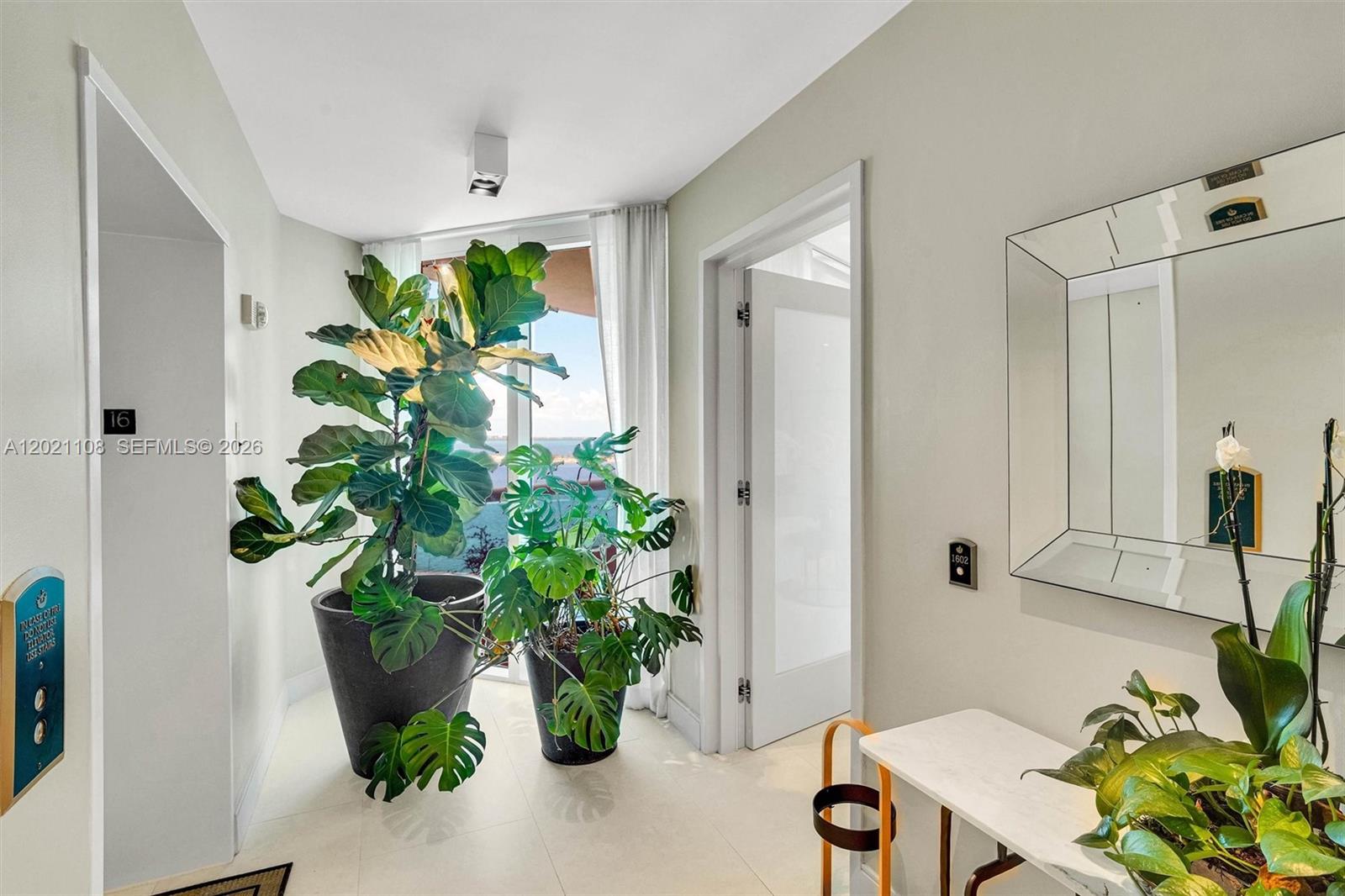 1643 Brickell Ave #1602 Miami, FL 33129