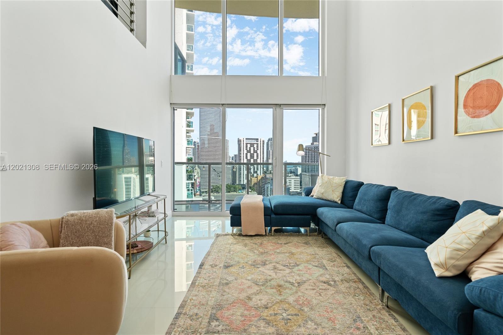 41 SE 5th St #1609 Miami, FL 33131