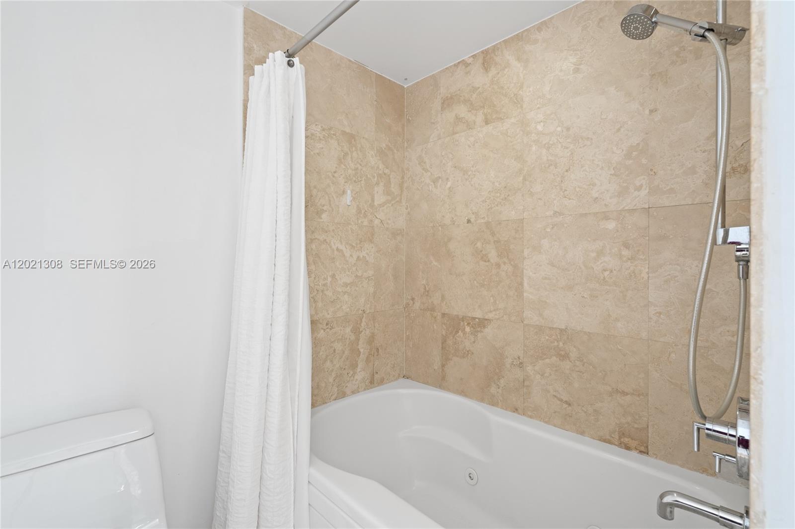 41 SE 5th St #1609 Miami, FL 33131