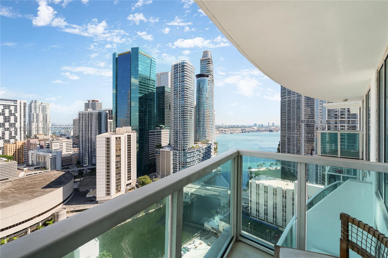 41 SE 5th St #1609 Miami, FL 33131