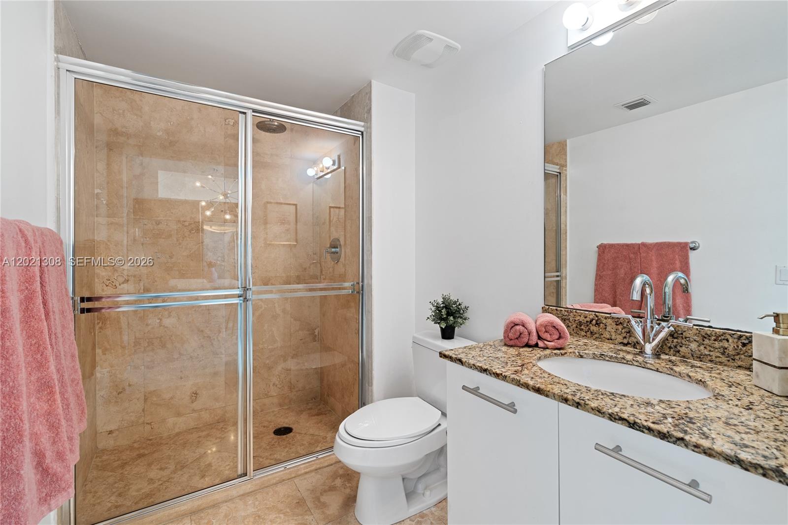 41 SE 5th St #1609 Miami, FL 33131