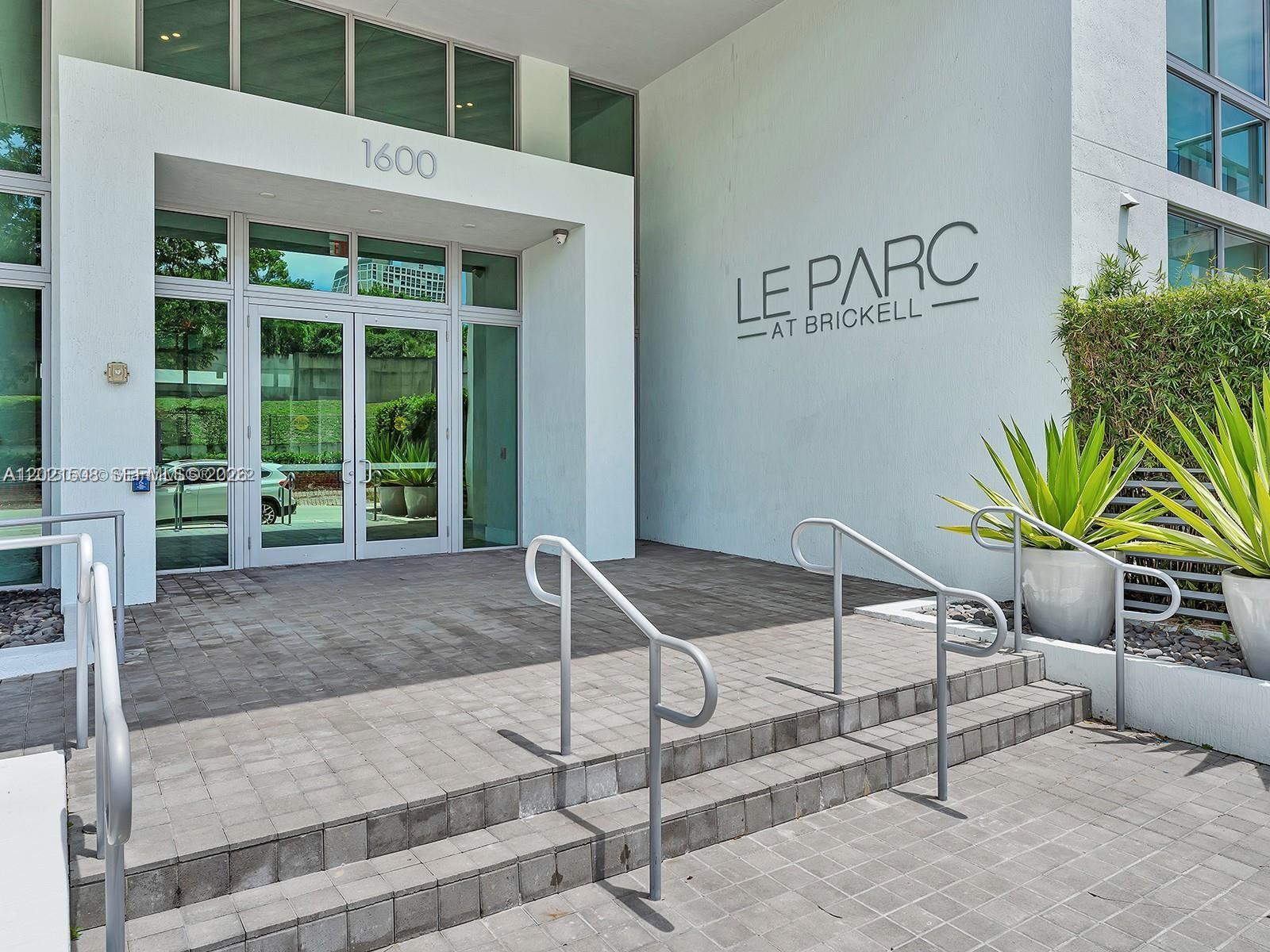image Le Parc at Brickell1