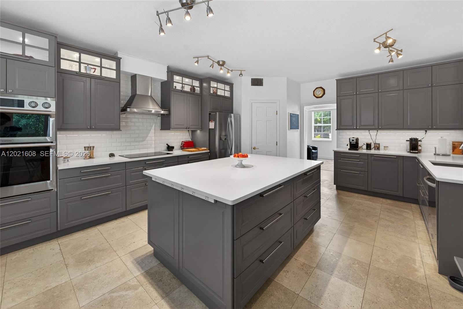 8204 SW 171st St Palmetto Bay, FL 33157