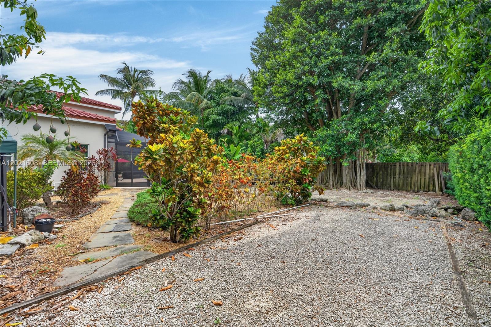 8204 SW 171st St Palmetto Bay, FL 33157