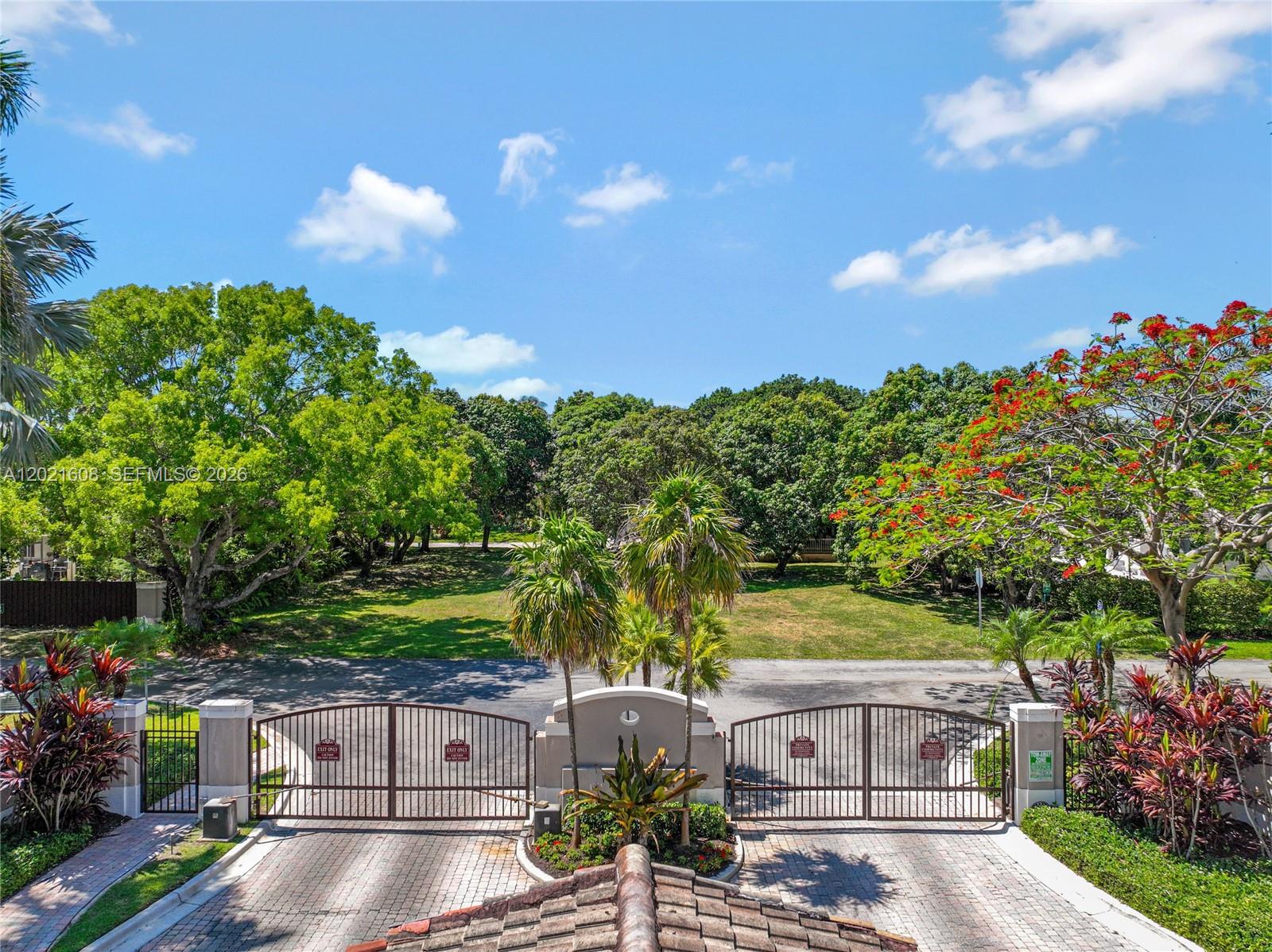 8204 SW 171st St Palmetto Bay, FL 33157