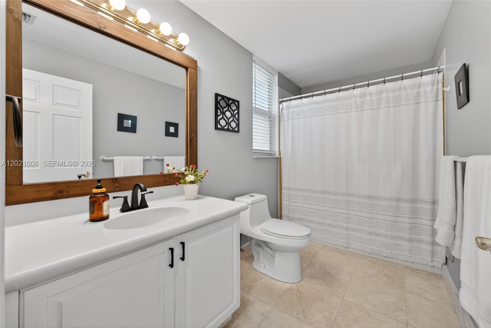 8204 SW 171st Palmetto Bay, FL 33157
