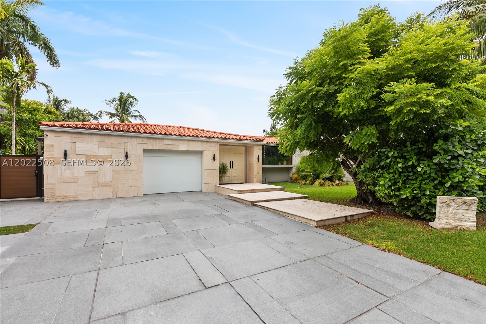 1141 NE 90th St Miami, FL 33138