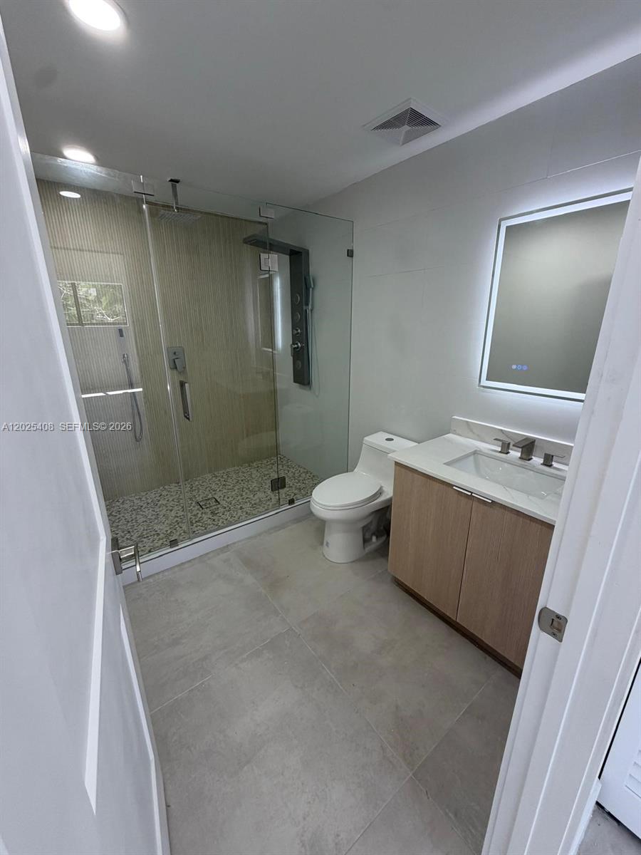 1703 SW 16th Miami, FL 33145