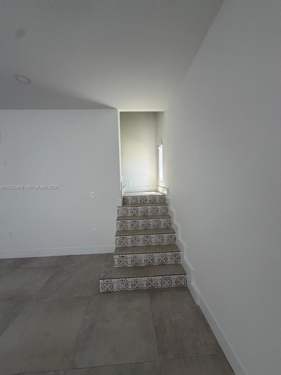 1703 SW 16th Miami, FL 33145