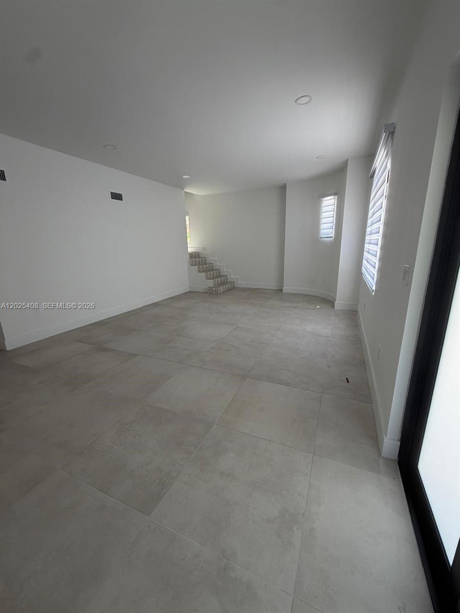 1703 SW 16th Miami, FL 33145