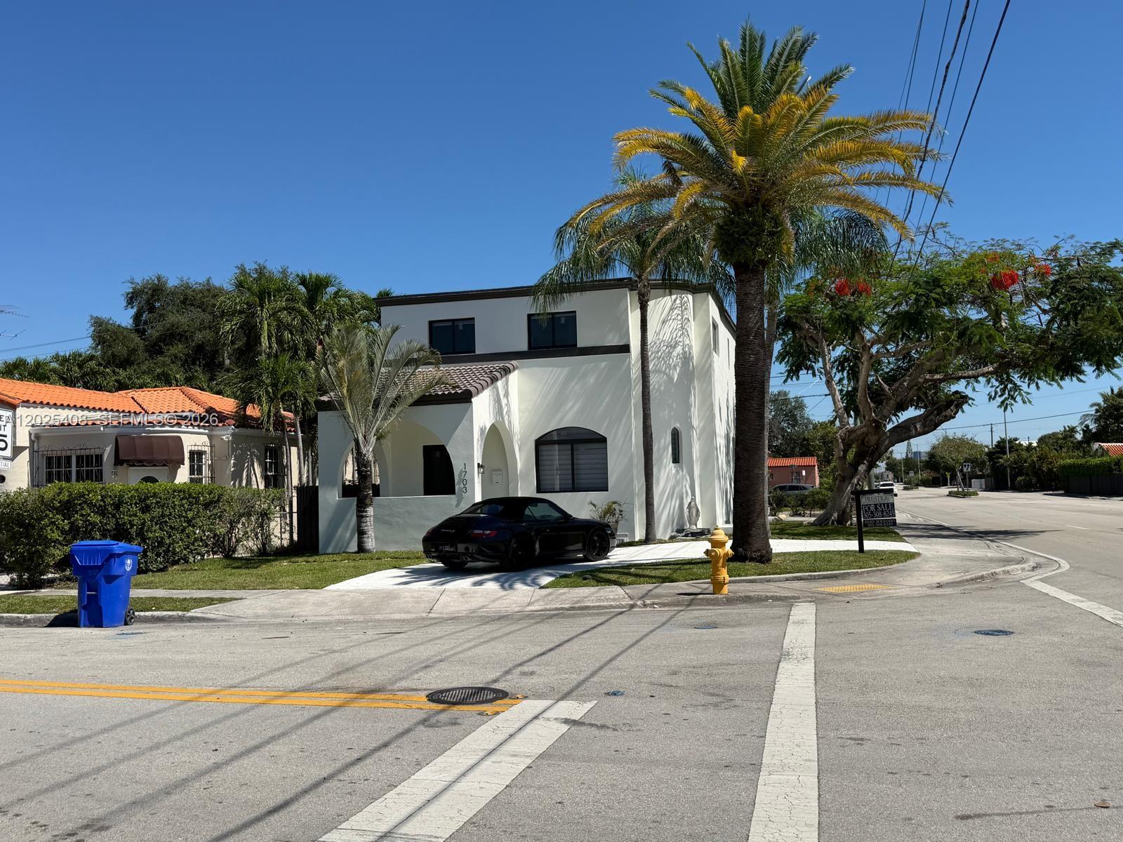 1703 SW 16th Miami, FL 33145