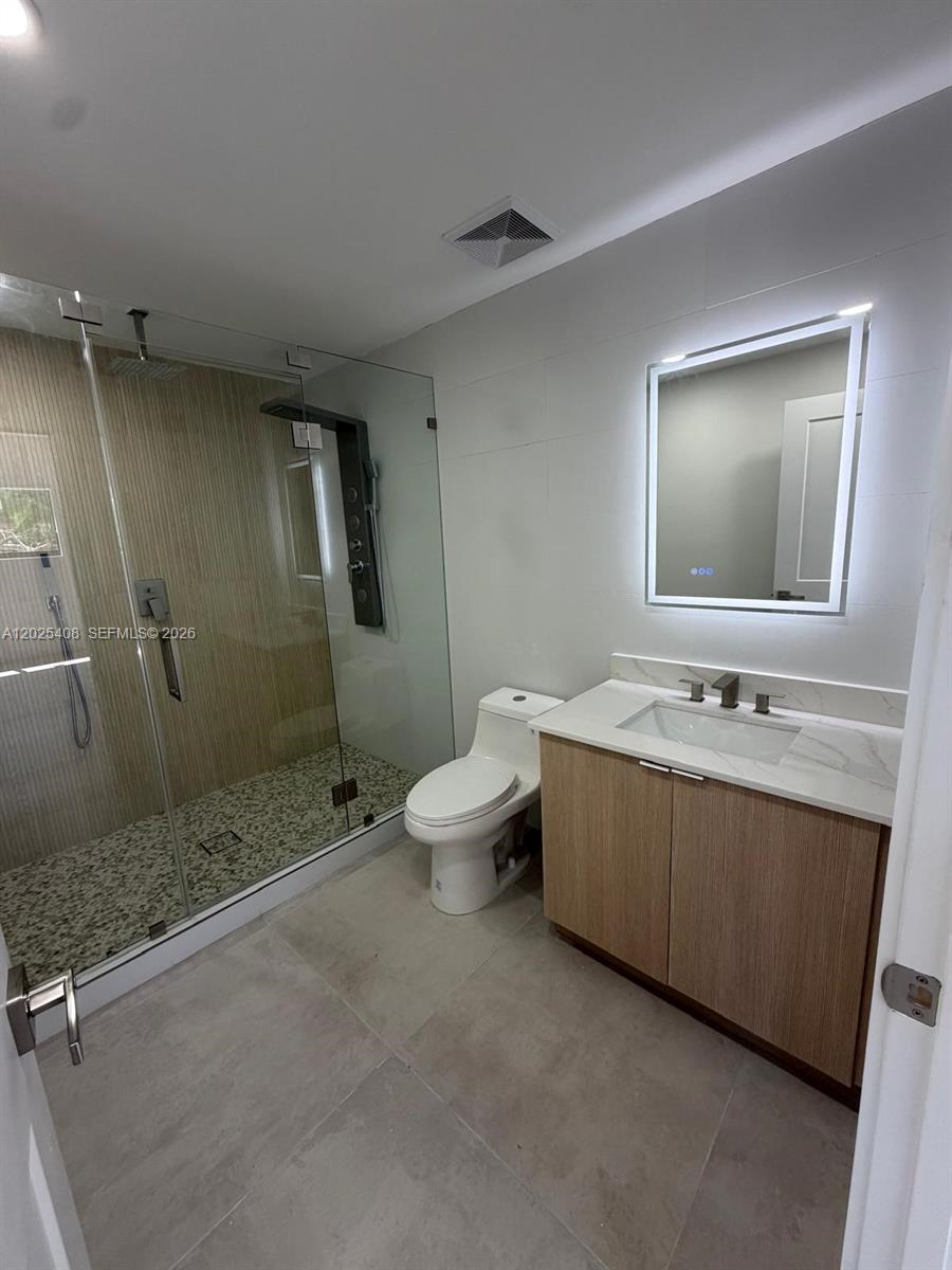 1703 SW 16th Miami, FL 33145