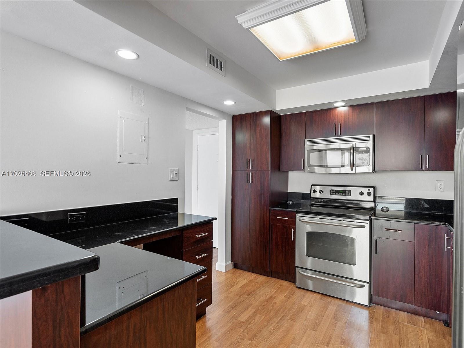 18021 Biscayne Blvd #603