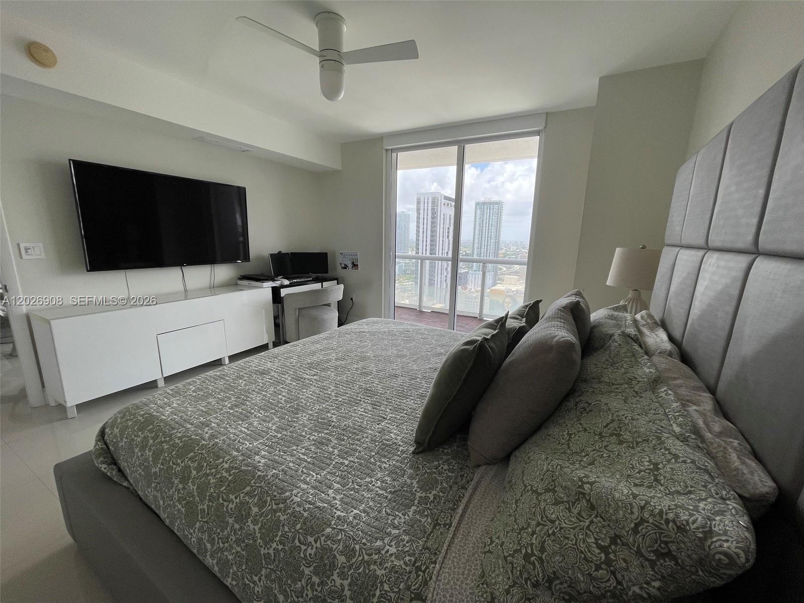 image 50 Biscayne8