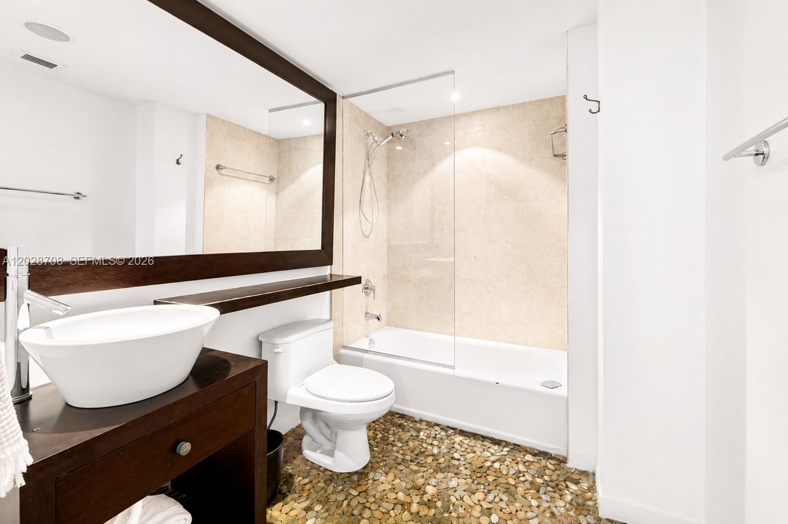 145 Jefferson Ave #415 Miami Beach, FL 33139