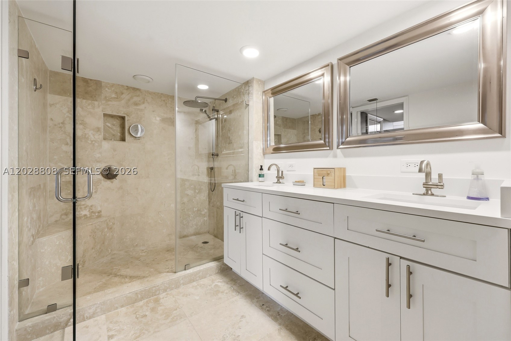 5380 N Ocean Dr #18B Singer Island, FL 33404