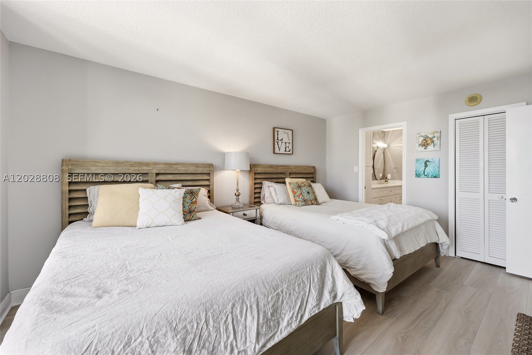 5380 N Ocean Dr #18B Singer Island, FL 33404