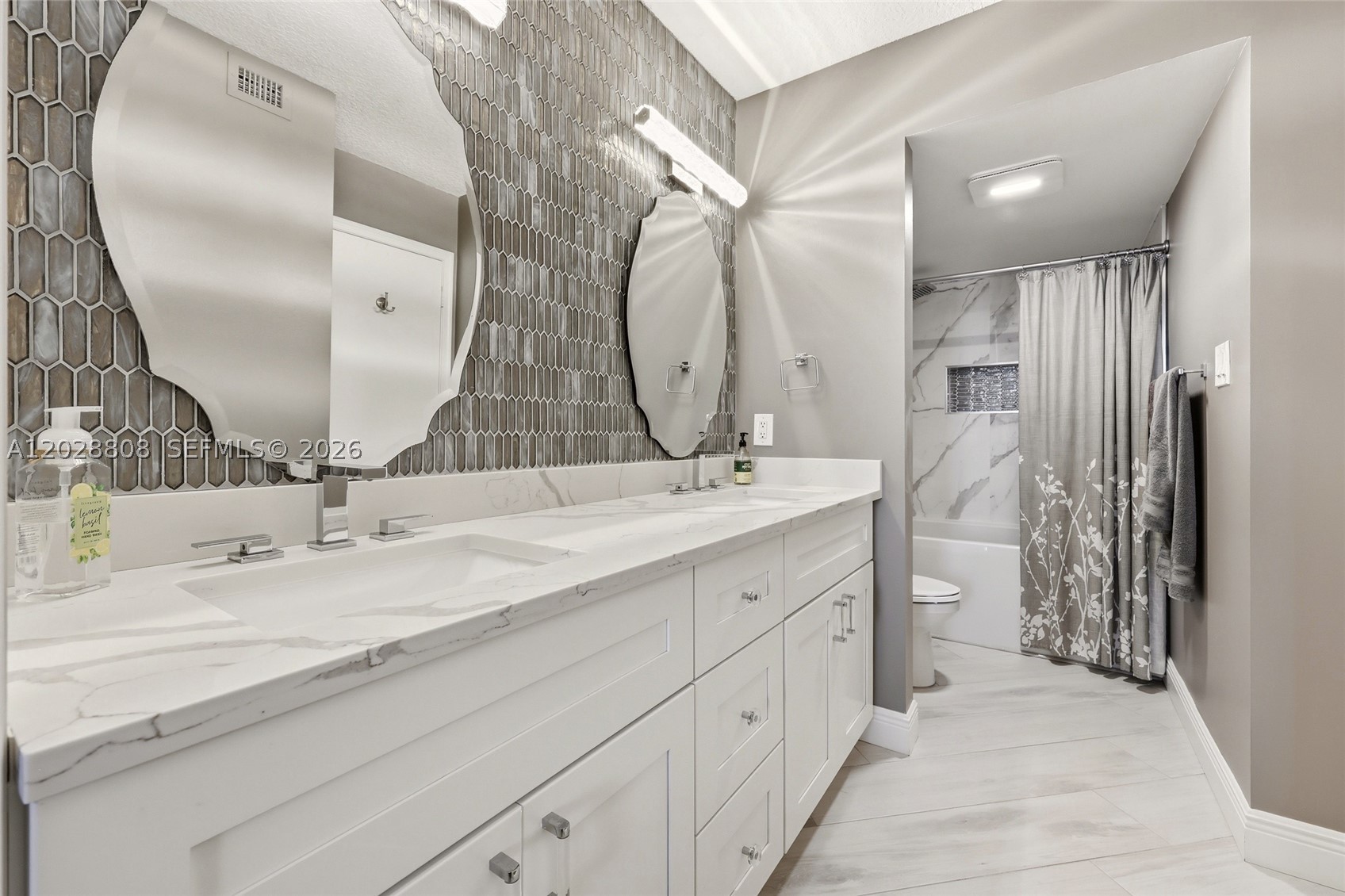 5380 N Ocean Dr #18B Singer Island, FL 33404